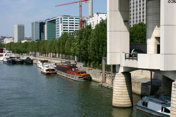 Quai de Rapée on Seine with modern office buildings. Paris, France.