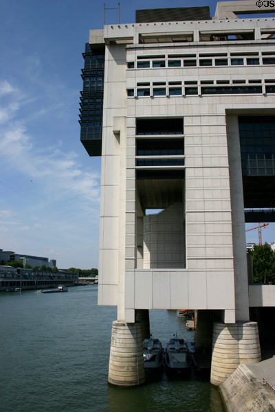 Embarcadère du Ministère des Finances projecting over Seine River. Paris, France.