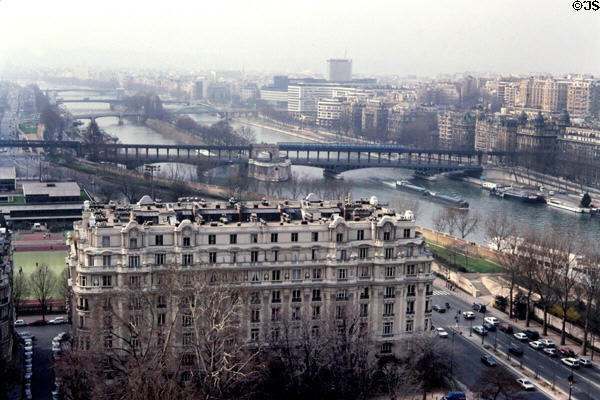 Pont de Bir-Hakeim & Île aux Cygnes seen from Eiffel Tower. Paris, France.