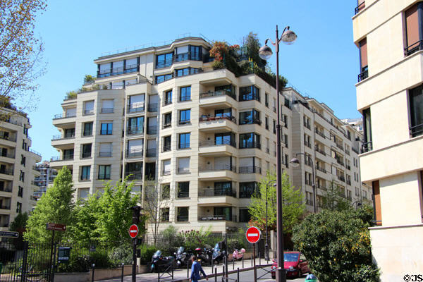Modern residence along Seine near Pont de Bir-Hakeim. Paris, France.