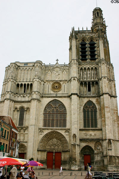 St Stephen's Cathedral (1128-1168) first Gothic cathedral in France. Sens, France. Style: Gothic.