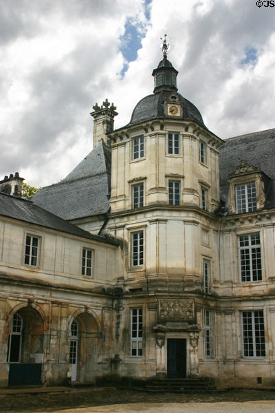Courtyard of Chateau de Tanlay. Tonnerre, France.