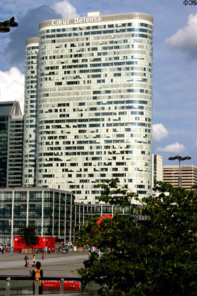Cœur Défense (2001) building at La Défense. Paris, France. Architect: Jean-Paul Viguier.