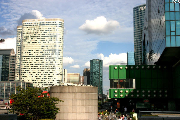 Cœur Défense over Esplanade at La Défense. Paris, France.