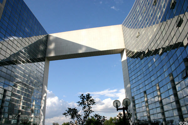 Villages de l'Arche complex (1994) at La Défense. Paris, France. Architect: Atelier Castro-Denissof.