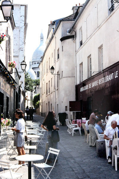 Narrow street of Rue Norvins at Montmartre. Paris, France.