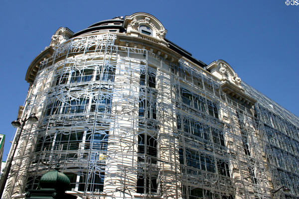 Silver Net on French Ministry of Culture (Rue Saint Honoré at Croix des Petits Champs). Paris, France. Architect: Francis Soler.