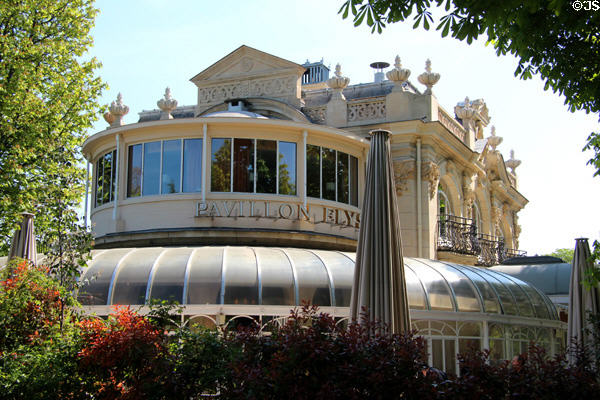 Pavillon Ledoyen (1800s) in Jardins des Champs Elysees. Paris, France.