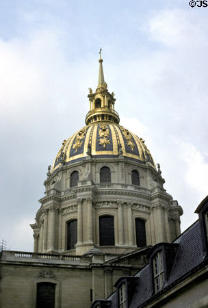 Dome of Les Invalides church. Paris, France. Architect: Mansart.