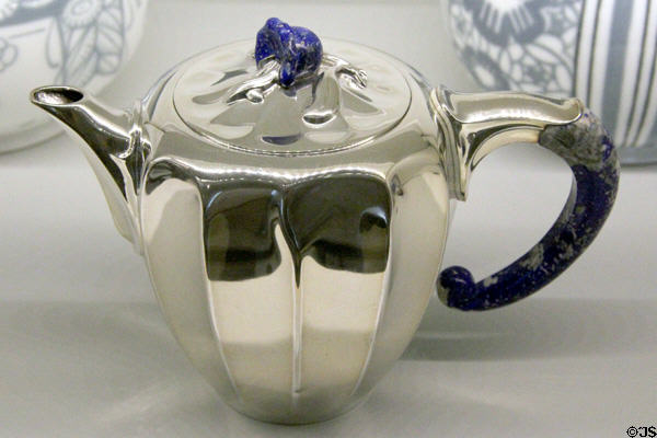 Silver coffee pot (c1922) by Jean Puiforcat of Paris (shown Paris MAD Expo 1925) at Museum of Decorative Arts. Paris, France.