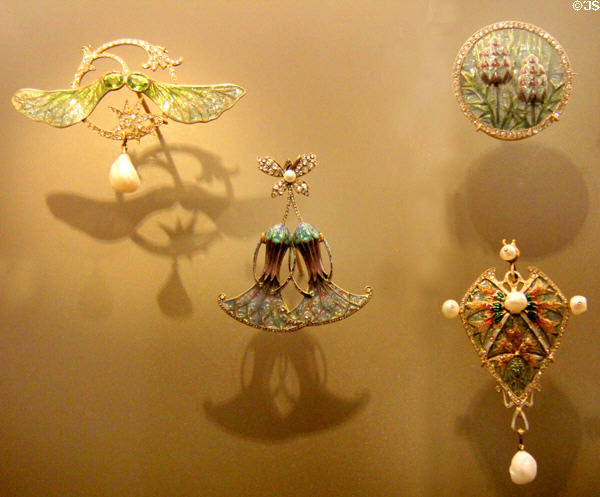 Pins & pendants (c1900) by Georges Fouquet at Petit Palace Museum. Paris, France.