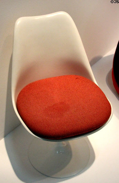 Polyester tulip chair (1956-7) by Eero Saarinen at Georges Pompidou Center. Paris, France.