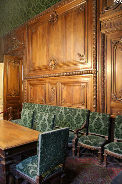 Antechamber from apartments of Napoleon III at Louvre Museum. Paris, France.