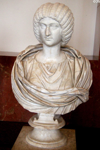 Empress Julia Domma wife of Septimius Severus (193-211 CE) portrait bust (193 CE) at Louvre Museum. Paris, France.
