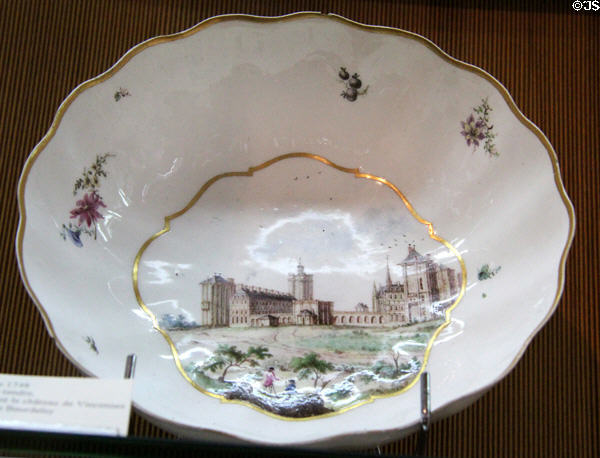 Porcelain bowl painted with Chateau of Vincennes (1748) from Vincennes at Sèvres National Ceramic Museum. Paris, France.