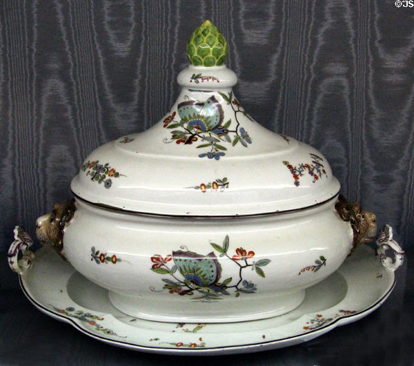 Meissen porcelain tureen (c1730) at Sèvres National Ceramic Museum. Paris, France.