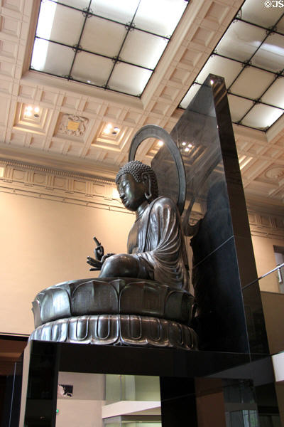 Bronze Buddha at Cernuschi Museum. Paris, France.