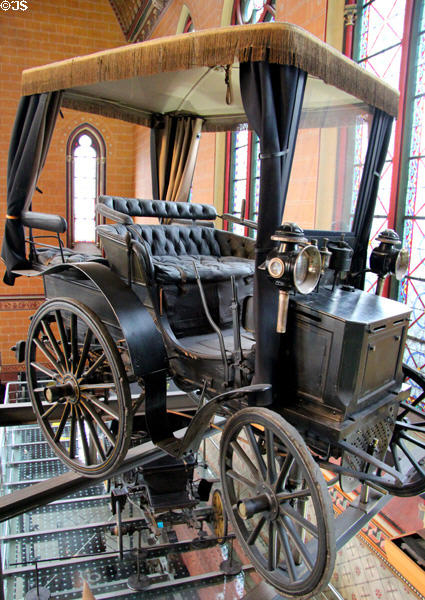 Panhard & Levassor type M2E motor car (1896) early user of gearbox at Arts et Metiers Museum. Paris, France.