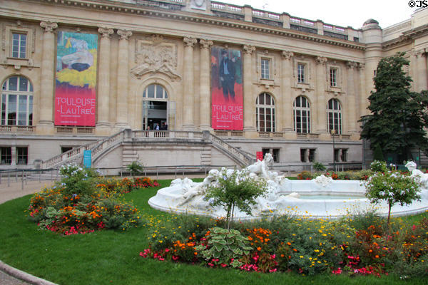 Art Gallery entrance at Grand Palais. Paris, France.