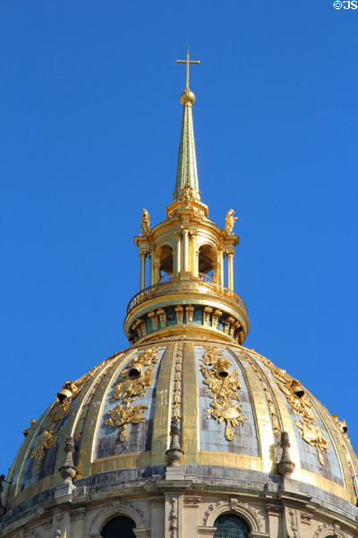 Detail of cupola & Dome at Les Invalides. Paris, France.