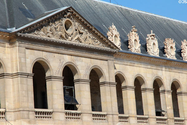 Classical details of Les Invalides. Paris, France.