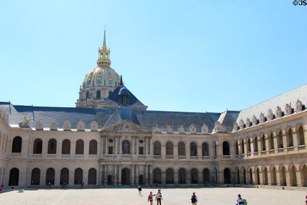Courtyard & dome at Les Invalides. Paris, France.