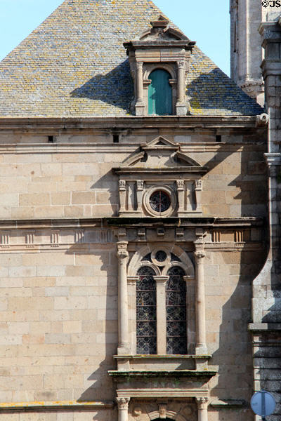 Ornate stone window frame on St. Vincent Cathedral. St Malo, France.