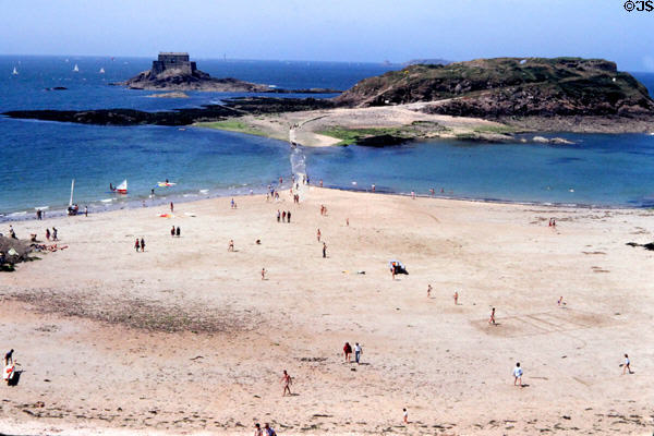 Sweeping beach, ocean & islands. St Malo, France.