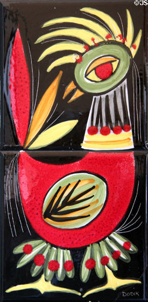 Rooster painting on ceramic tile by Dodik Jégou. St Malo, France.