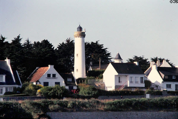 Lighthouse among cottages. Gulf of Morbihan, France.