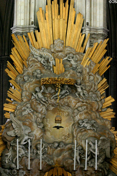 Baroque altar piece with cherubs in chancel of Amiens Cathedral. Amiens, France.