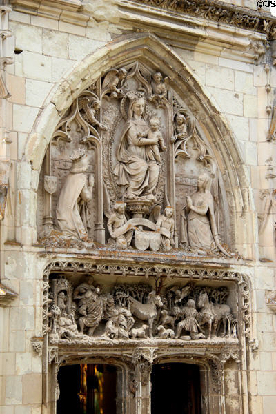 Carvings over portal of St. Hubert's Chapel at Chateau Royal of Amboise. Amboise, France.