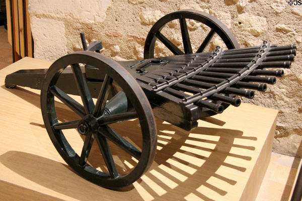 Multiple directions machine-guns model developed from Da Vinci drawing in Model Room at Château de Clos Lucé. Amboise, France.