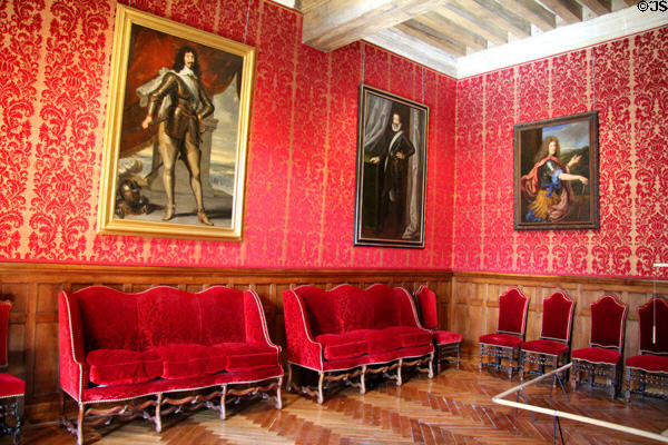 Three portraits of nobility in Antechamber to King's Chamber at Château d'Azay-le-Rideau. Azay-le-Rideau, France.