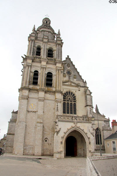Gothic Blois Cathedral Saint-Louis (16thC) with Renaissance bell tower. Blois, France.