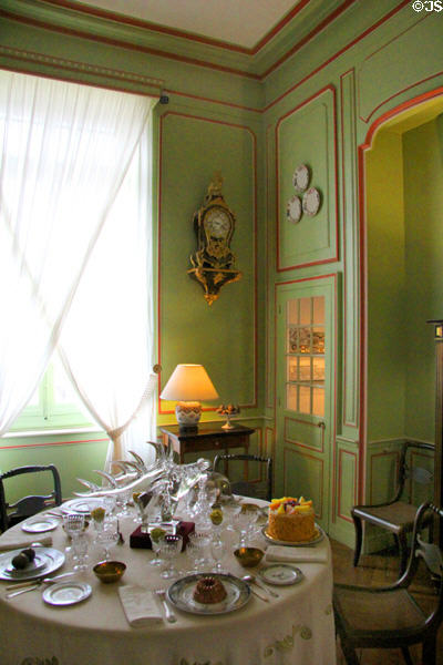 Family dining room at Cheverny Chateau. Cheverny, France.