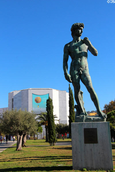 Statue of David after Michelangelo in front of National Theater of Nice at northern end of Promenade du Paillon. Nice, France.