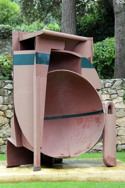 Black Russian B1793 painted steel sculpture (1984-5) by Anthony Caro at Fondation Maeght. St Paul de Vence, France.