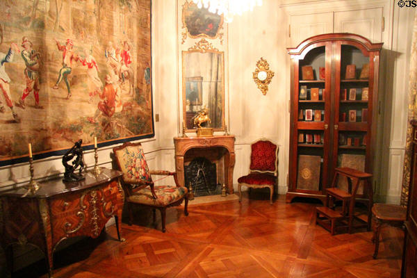 Salon Baverey at Musées des Arts Décoratifs. Lyon, France.