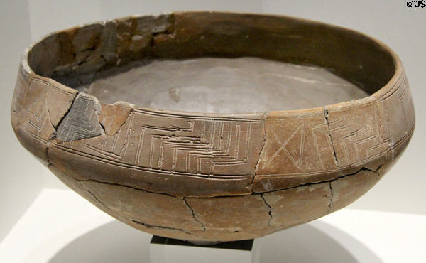 Incised ceramic bowl (9thC BCE) from Roque de Viou, St Dionisy (Gard) at Musée de la Romanité. Nimes, France.