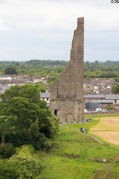 St Mary's Abbey (1368) ruins stand 40 m. tall. Trim, Ireland.