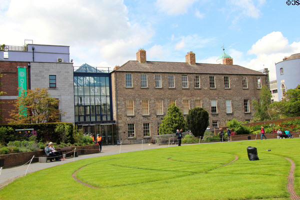 Chester Beatty Library (1820 & 2000) in former Army Ordinance Office on grounds adjacent to Dublin Castle. Dublin, Ireland.