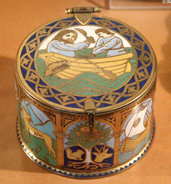 Enameled trinket box (c1905) by Joseph Doran of London at National Museum Decorative Arts & History. Dublin, Ireland.