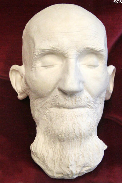 George Bernard Shaw (1856-1950) death mask (20thC) by Charles Smith at National Gallery of Ireland. Dublin, Ireland.