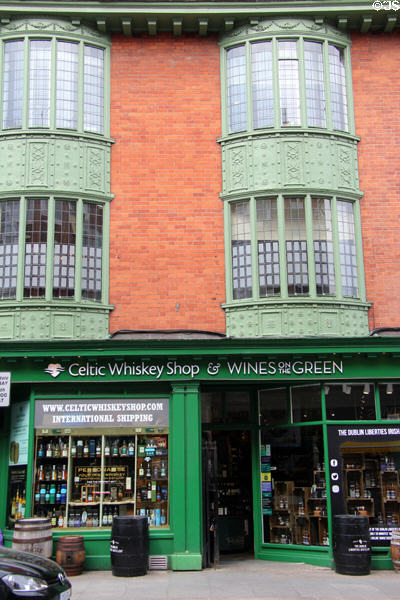 Whiskey & wine shops (27-28 Dawson St.). Dublin, Ireland.