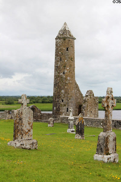 McCarthy's Round tower at Clonmacnoise. Ireland.
