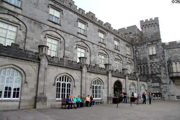 Interior courtyard at Kilkenny Castle. Ireland.