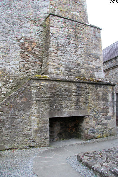 Outdoor fireplace against outer wall of keep at Cahir Castle. Cahir, Ireland.