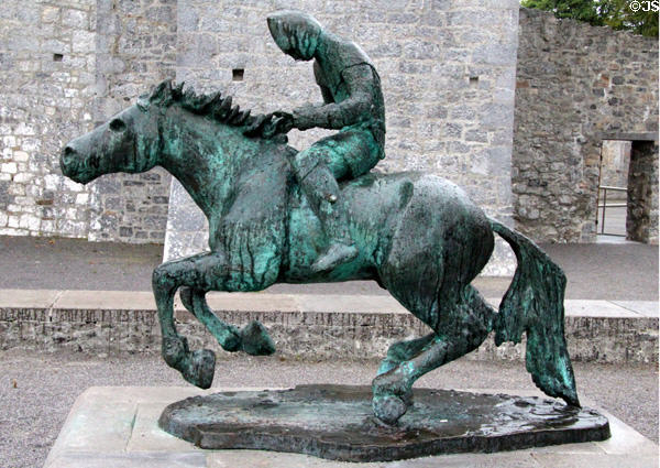 Bronze statue of Gerald FitzMaurice FitzGerald (13371398) (aka Gearóid Iarla) on horseback at Desmond Castle. Newcastle West, Ireland.