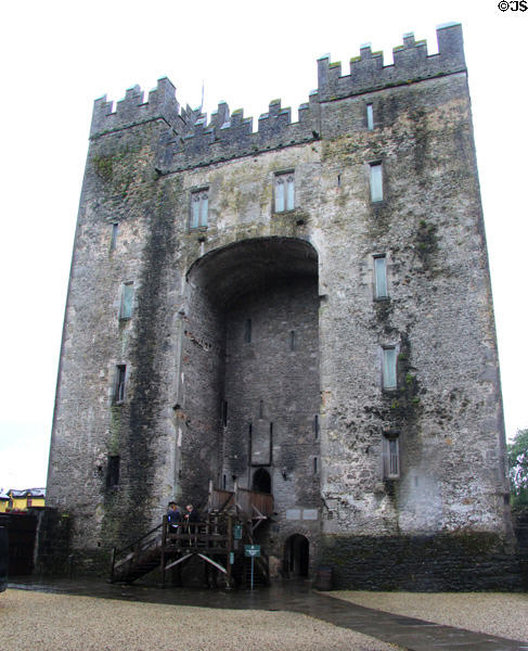 Bunratty Castle (c1425) also known as O'Brien Castle, after the builder of the current structure. County Clare, Ireland.